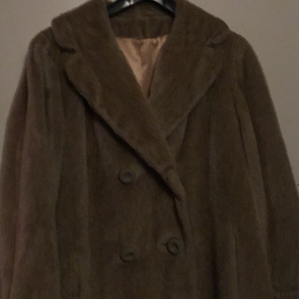 Faux fur coat-vintage